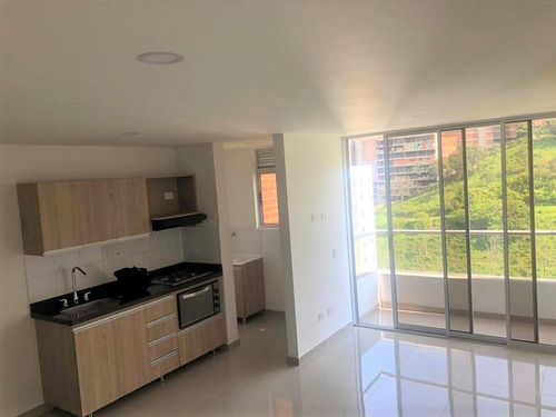 Apartamento En Arriendo Ubicado En Sabaneta Sector La Doctora (22727).