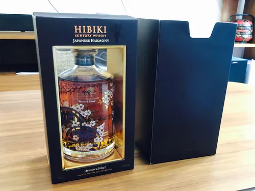 Whisky Hibiki Suntory Master's Select 700ml 43% Ed. Limitada Whisky Hibiki Suntory Master's Select 700ml 43% Ed. Limitada