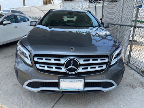 Imagen 3 de 15 de Mercedes Benz Gla 200 2019