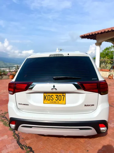 Mitsubishi Outlander 2.4 Kaiteki