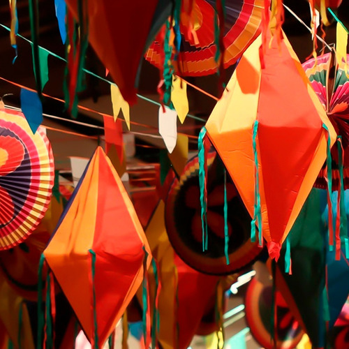 Decoração Festa Junina Kit 50m Bandeirinhas Balões Nylon Cor Sortido Kit Festa Junina