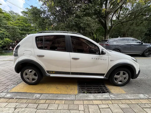 Renault Stepway 1.6 Dynamique Mt