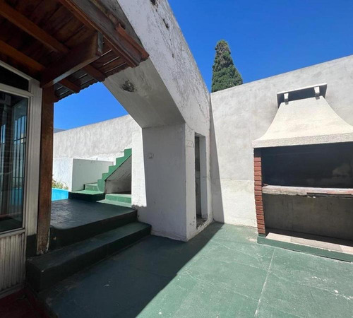 Casa Ph Independiente 4 Ambientes Con Cochera Bernal Oeste
