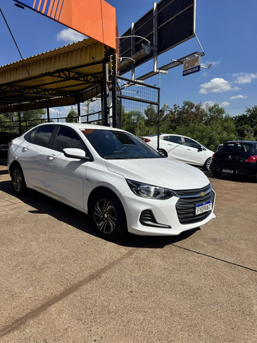 Chevrolet Onix ONIX SEDAN Plus LT 1.0 12V Flex 4p Mec.