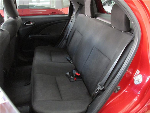 Toyota Etios 1.3 X 16v