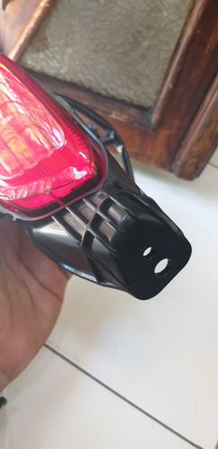 Imagen 7 de 10 de Stop Trasero Vstrom 650 Abs