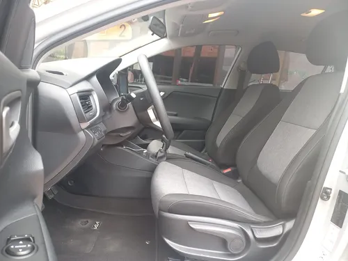 Kia Stonic 1.0 Vibrant MT HIBRIDO