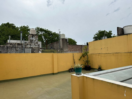 Se Saca Un Cero En Expensas Tipo Casita Pb Patio + Tza
