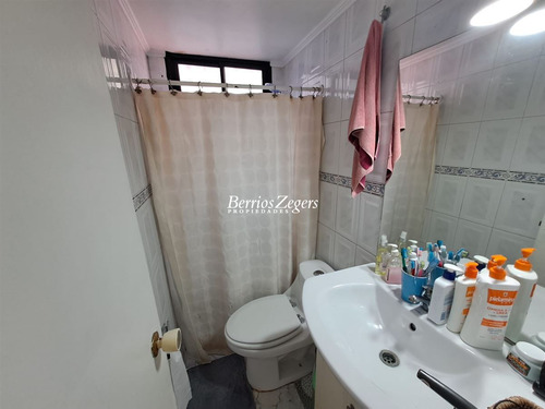 Casa En Venta 3 Dormitorios Colegios Apumanque En Las Condes