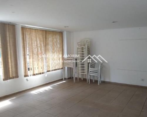 Apartamento A Venda, 2 Dormitórios, Sala 2 Ambientes + Sacada, Móveis Planejados, 1 Vaga De Garagem. 5 Minutos Metrô Campo Limpo. Jardim Casa Blanca. - Ap00177 - 69414882
