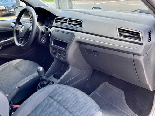 Imagem 14 de 15 de Volkswagen Gol Trendline 1.0 Total Flex 4p 2017
