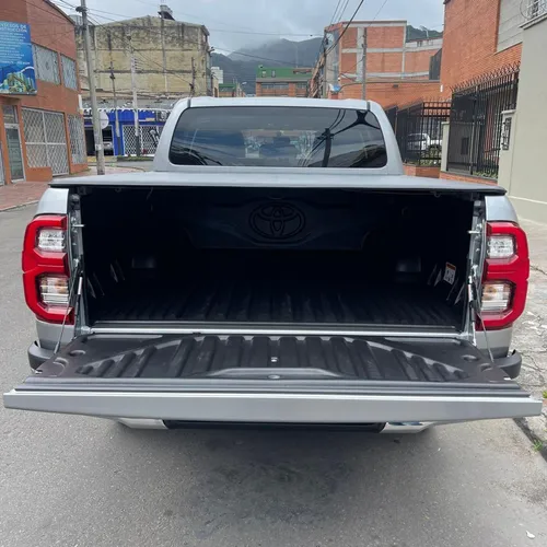 Toyota Hilux 2.4 Diésel 4X4