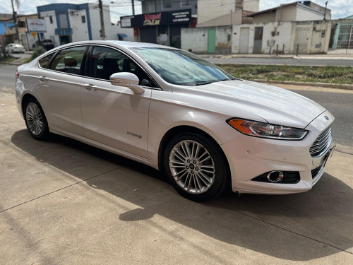 Ford Fusion 2.0 Hybrid Aut. 4p