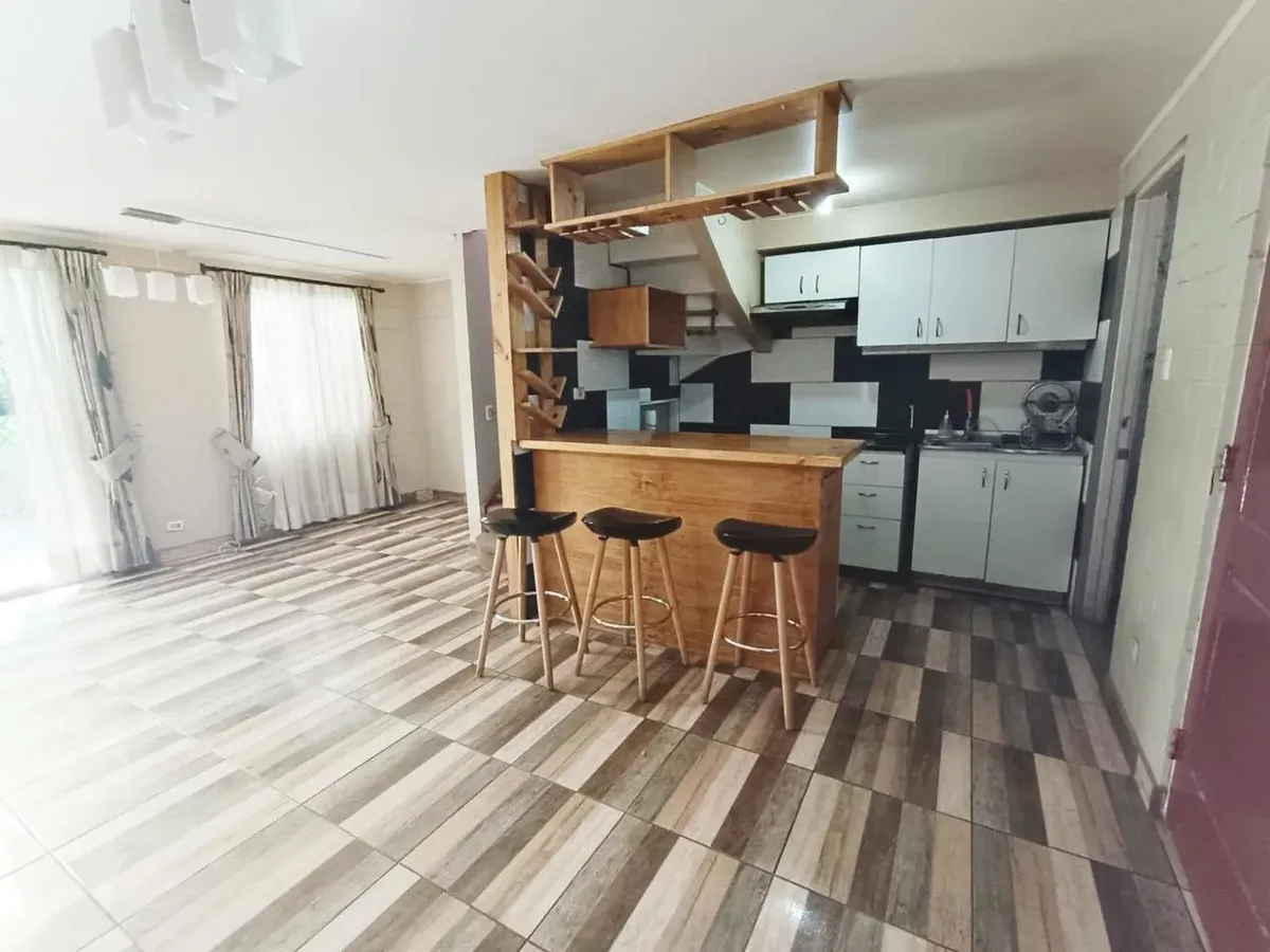 Imagen 2 de 26 de Linda Casa En Barrio Seguro 2 Pisos 4 Habitaciones Pte Alto