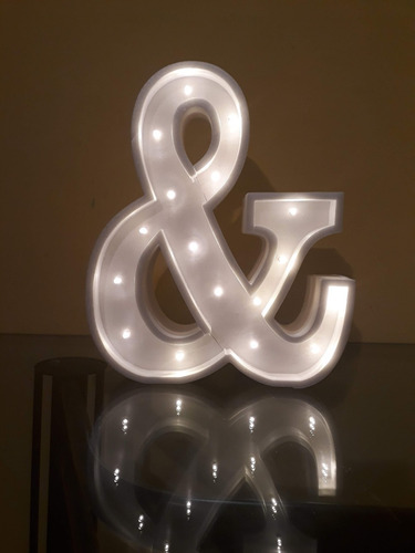Imagen 4 de 10 de Letra 50 Cm Luces Led Polyfan Nombre Luz Iluminado Quince Eventos