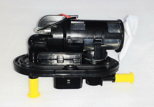 Imagen 1 de 1 de Bomba Combustible Tnt25/300 C/reterono Orig Riccia Motos