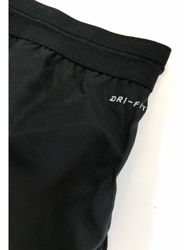Imagen 5 de 5 de Short Nike Mujer Large