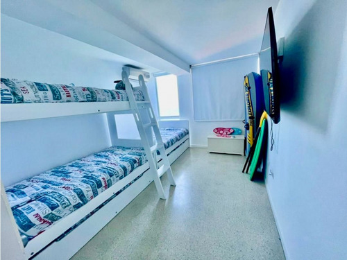 Se Vende Apto 87m2 2h/2b Playa Azul