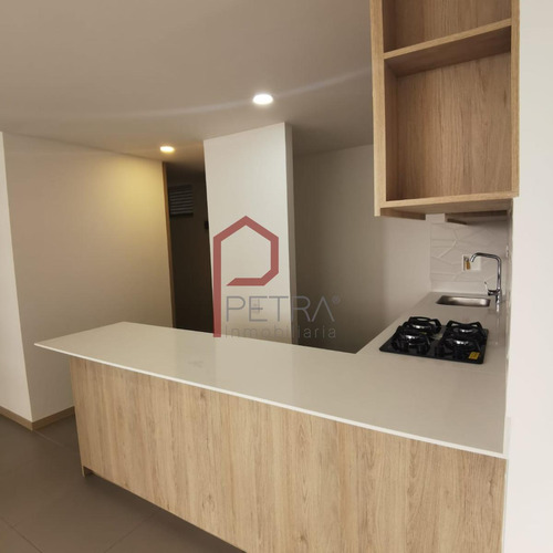 Se Arreinda Apartamento En Guayabal, Medellín Cod.6598477