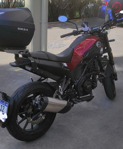 Imagen 5 de 16 de Benelli Leoncino 250 Con Accesorios Incluidos