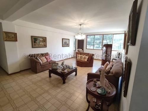 Imagen 4 de 16 de Amplia Quinta En Venta - Urb Prados Del Este - Mls#22-22103