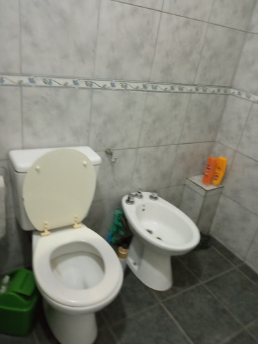 Galpón Y Departamento En Cura Brochero
