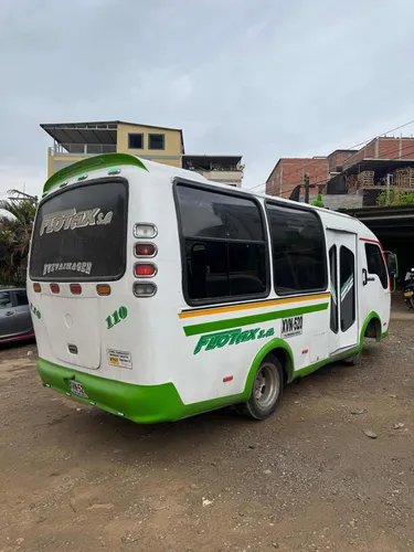 Buseta Flotax Nkr 2005