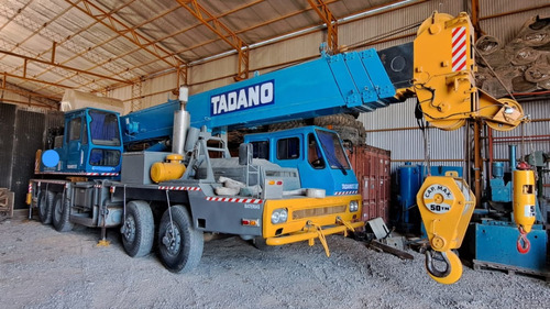 Grúa Sobre Camion Tadano Tg500e