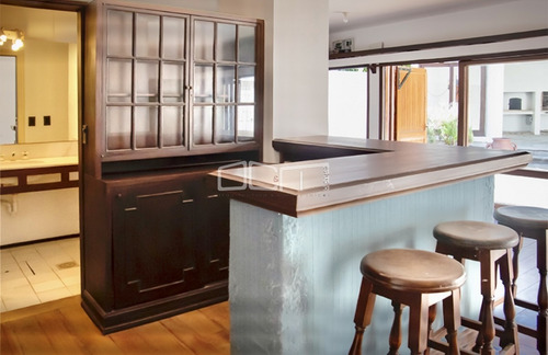 Venta - Punta Del Este - Barrio El Golf.- Ref: 589