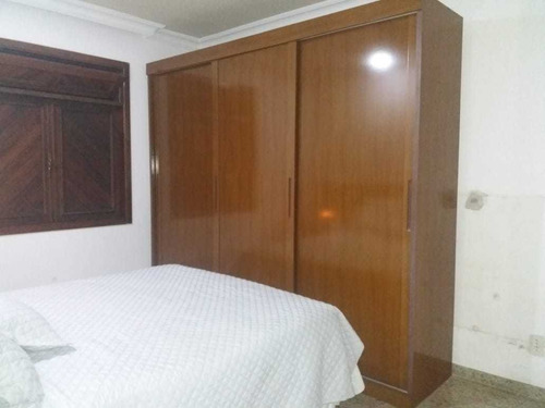 Imagem 10 de 14 de Casa Muito Bem Arejada Bairro Cariru