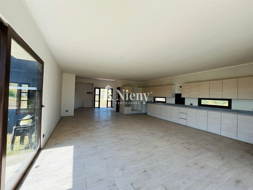 Casa En Arriendo De 3 Dorm. En Quintero