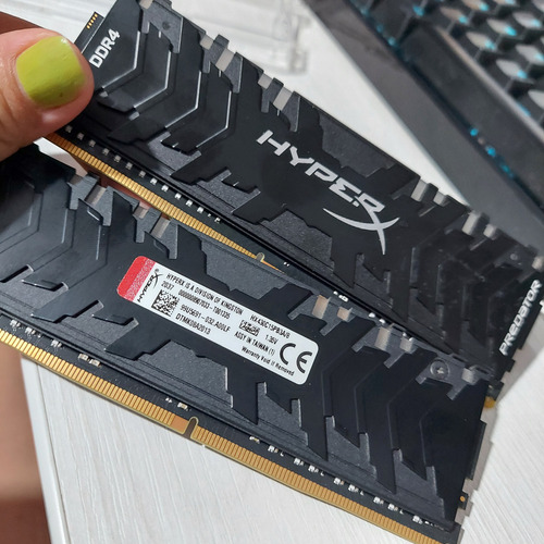 Memoria Ram Hyperx 8gb 4ddr Predator (Usado)