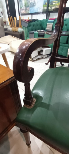Sillón De Escritorio Estilo Inglés Tapizado En Cuerina Verde Marrón Oscuro Cuero Sintético (Usado)