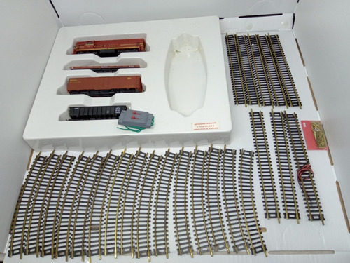 Imagem 3 de 8 de Conjunto Trem Elétrico Antigo Frateschi Ho Na Caixa + Extras