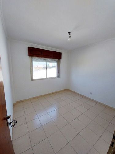 Imagen 16 de 19 de Duplex 2 Amb Con Patio - Interno - Con Renta