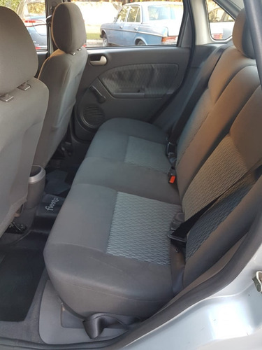 Ford Fiesta 1.6 Amb. Plus Año 2006 Km. 122.000