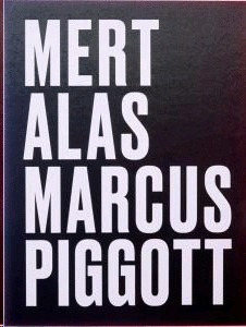 Libro Mert Alas And Marcus Piggott Nuevo