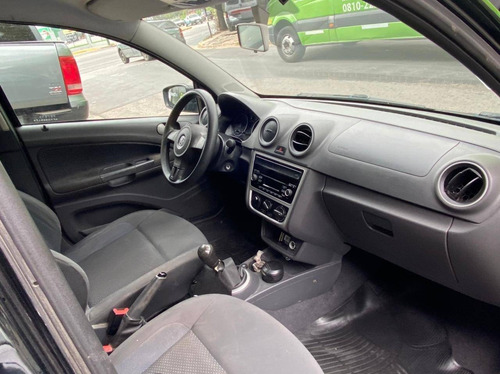 Volkswagen Voyage 1.6 Comfortline Gnc Manual