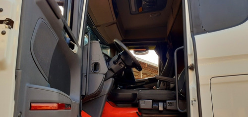 Imagem 9 de 11 de Scania R440 6x4
