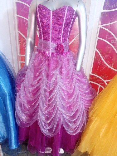 Imagen 4 de 5 de Alquiler De Vestidos