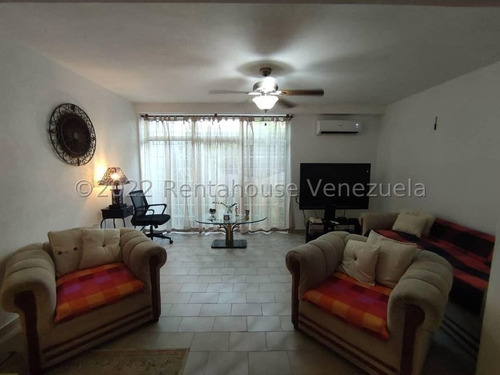 Imagen 22 de 29 de Gustavo Zavala Rentahouse 22-20532