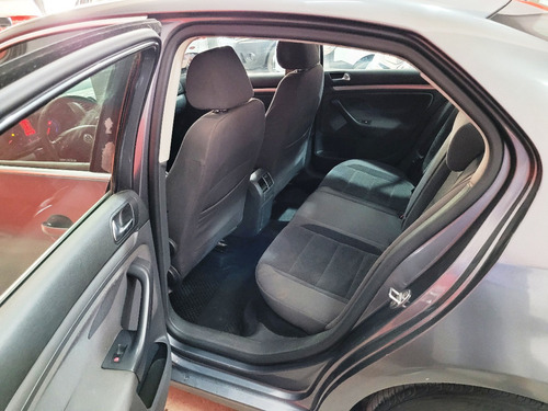 Imagen 14 de 18 de Volkswagen Vento 2.5 Advance Full Full Excelente Unidad!!!