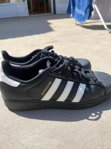 adidas Superstar Negras Talle 40