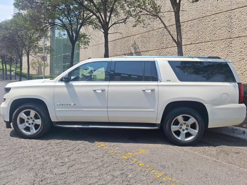 Chevrolet Suburban 5.3 Ltz V8 4wd 2da Cubo At