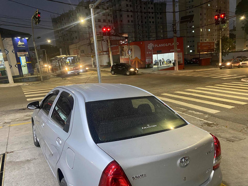 Imagem 10 de 13 de Toyota Etios 2016 1.5 16v X 4p