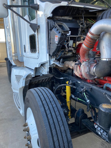 Imagen 9 de 9 de Kenworth T660 2011 Nacional A Negociar