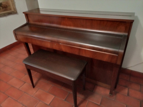 Imagen 4 de 10 de Piano Sauder