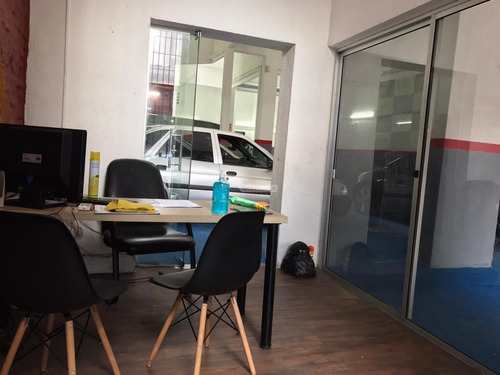 Imagen 11 de 15 de Local Galpon Aguada Venta Lenguas Y Bazán A Mts. Palacio Legislativo