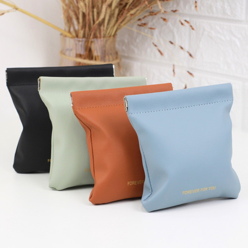 Mini Necessaire Levar Na Bolsa Itens De Higiene E Maquiagem Cor Rosa