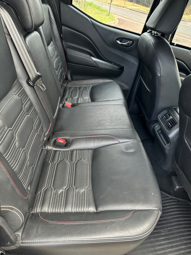 Nissan Frontier 2.3 Pro-4X Cab. Dupla 4X4 Aut. 4P